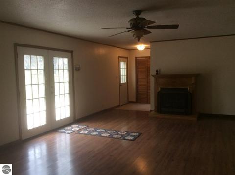 459 Clarence Rd, Harrison, MI 48625 photo 14