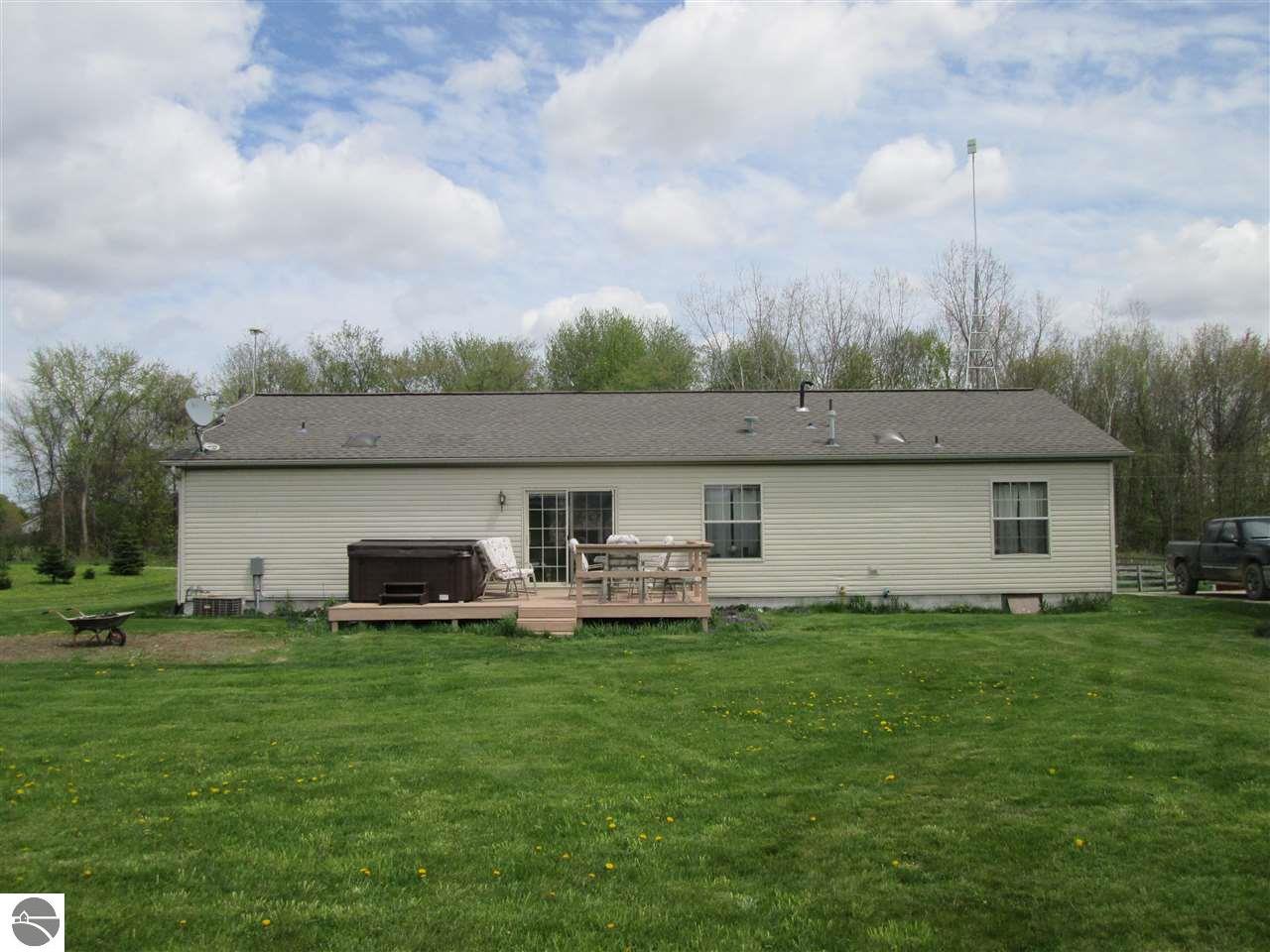 7194 Sponseller Dr, Shepherd, MI 48883 photo 29