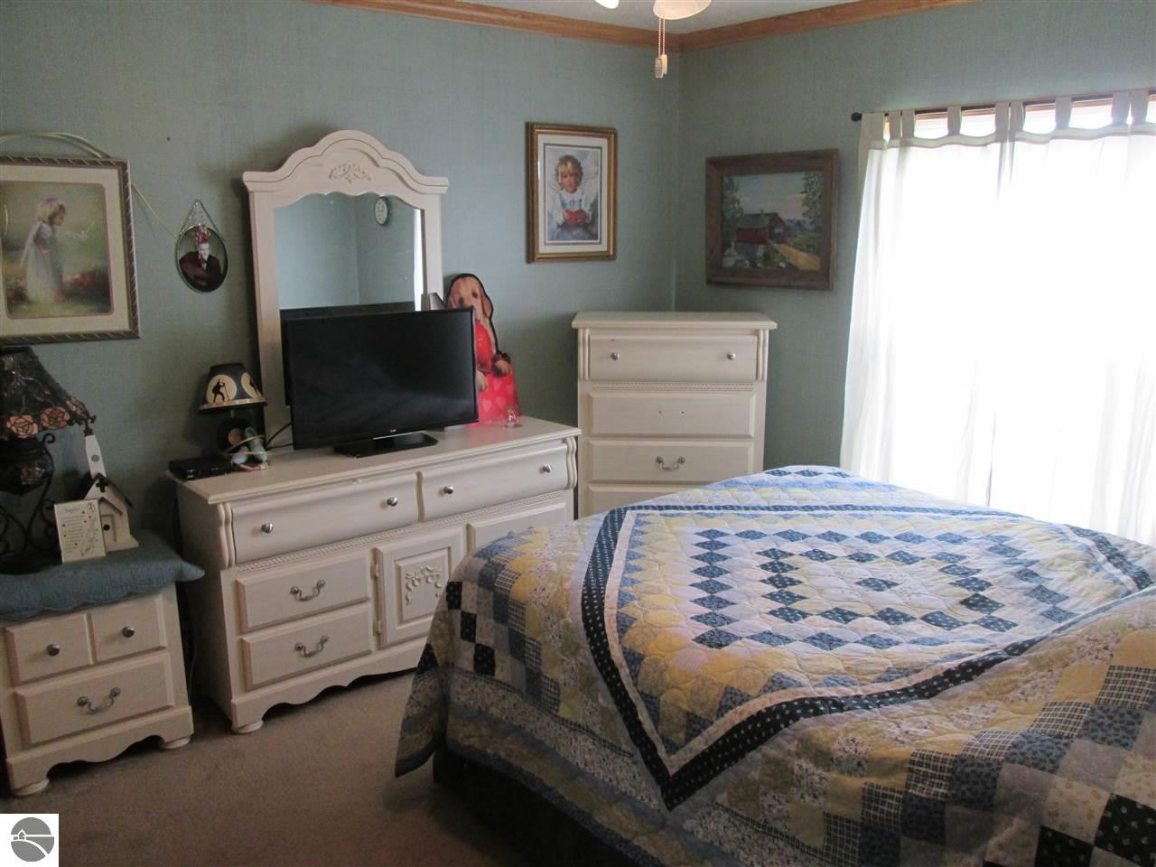 7194 Sponseller Dr, Shepherd, MI 48883 photo 15