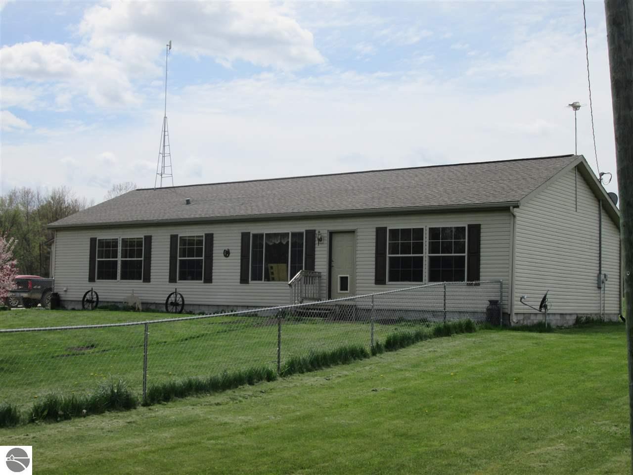 7194 Sponseller Dr, Shepherd, MI 48883 photo 22