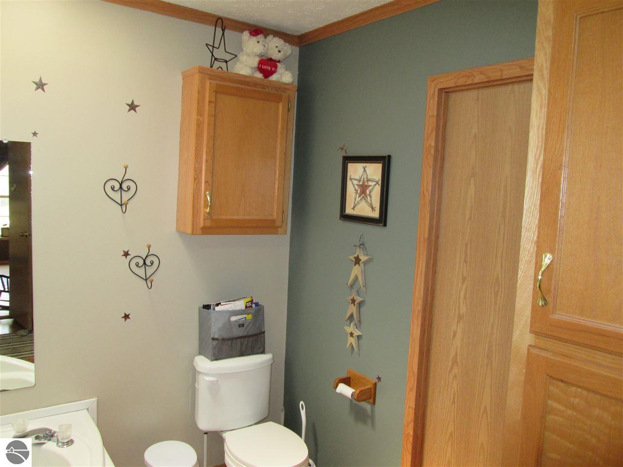 7194 Sponseller Dr, Shepherd, MI 48883 photo 11