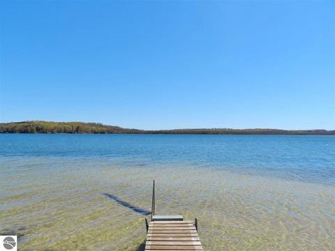 4271 S Laskey Trl, Cedar, MI 49621 photo 8