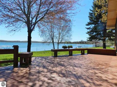 4271 S Laskey Trl, Cedar, MI 49621 photo 11