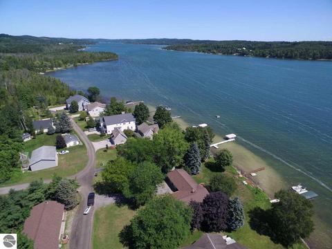 4271 S Laskey Trl, Cedar, MI 49621 photo 68