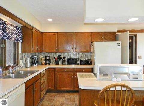 4271 S Laskey Trl, Cedar, MI 49621 photo 21