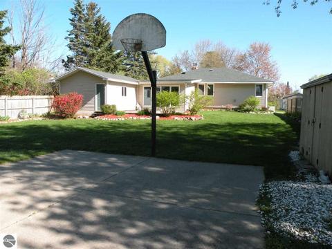 131 W Second, Gladwin, MI 48624 photo 21