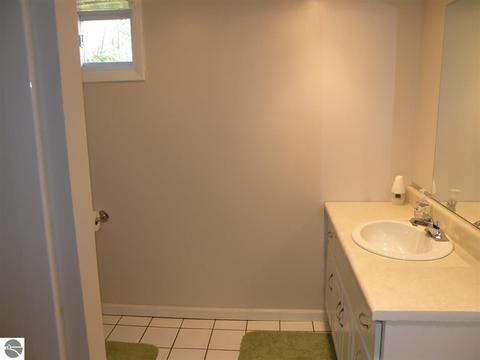 131 W Second, Gladwin, MI 48624 photo 14