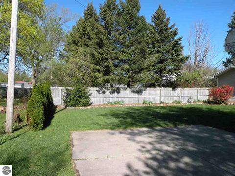 131 W Second, Gladwin, MI 48624 photo 22
