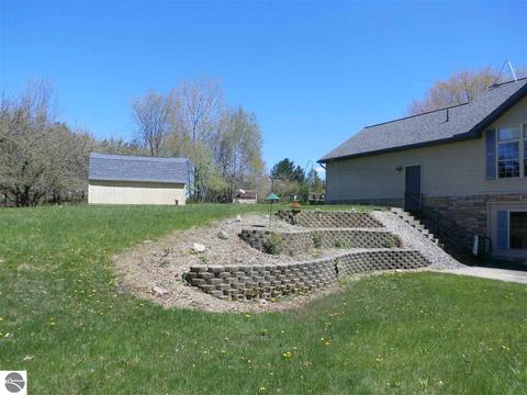 5755 Linksview Way, Gladwin, MI 48624 photo 14