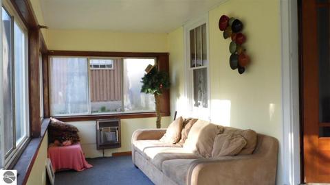 2376 Silverwood Dr, Lupton, MI 48635 photo 8