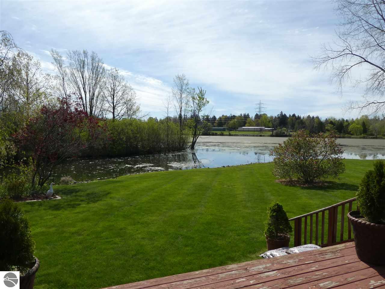 877 Riverview, Alma, MI 48801 photo 33