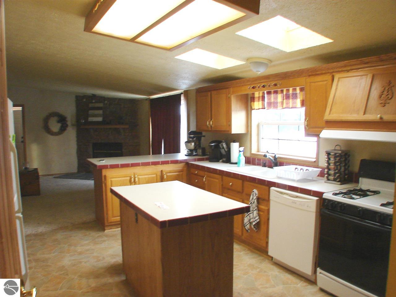 3721 W Washington Rd, Ithaca, MI 48847 photo 3