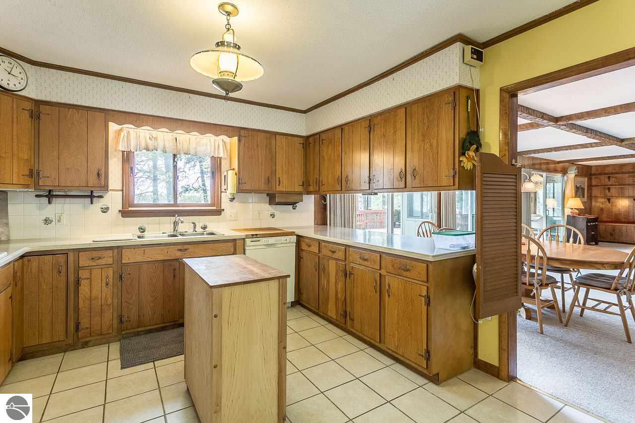 172 E Traverse Lake Rd, Cedar, MI 49621 photo 18