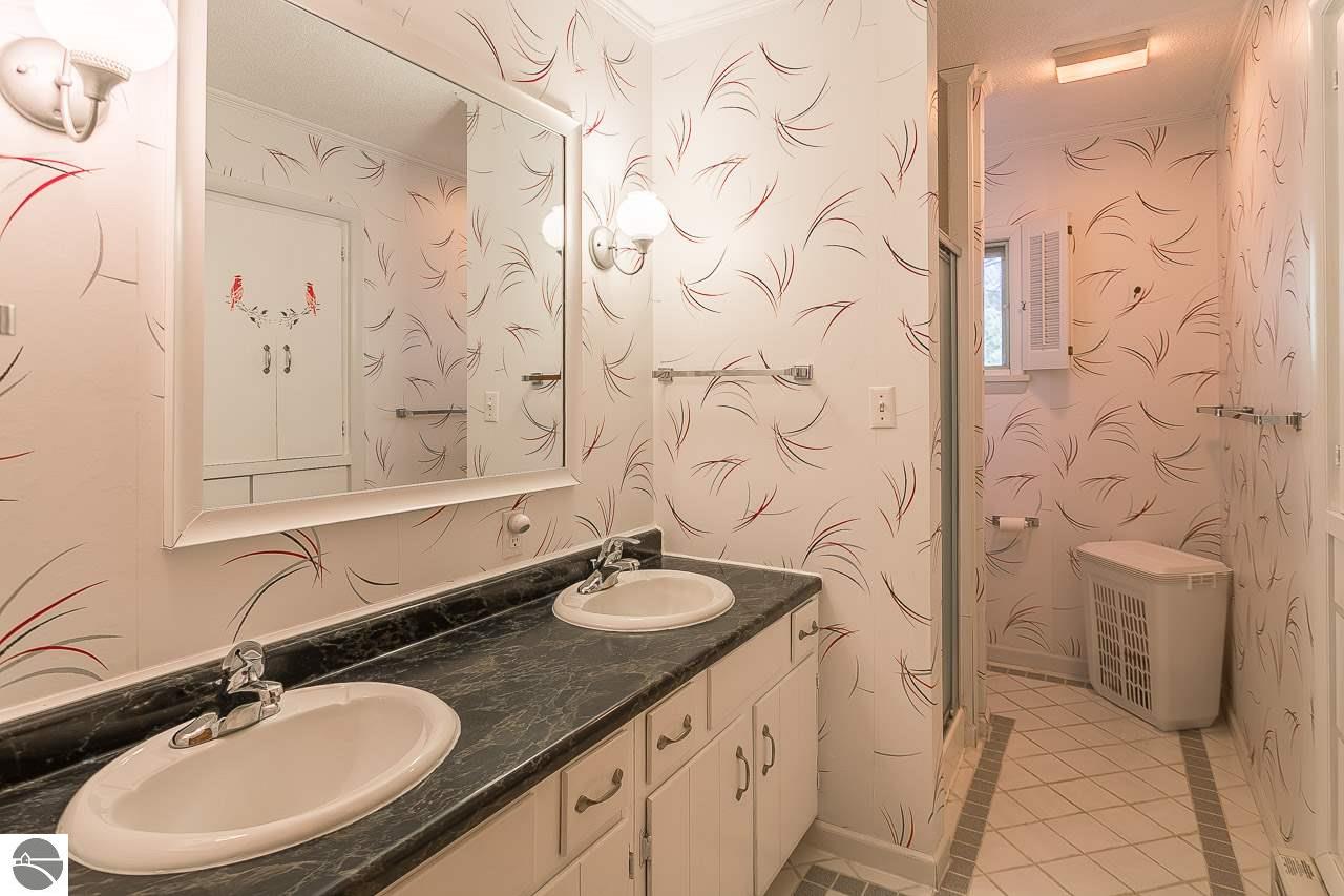 172 E Traverse Lake Rd, Cedar, MI 49621 photo 30