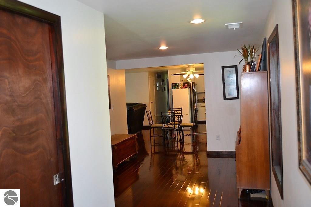 135 E Central Ave, Shepherd, MI 48883 photo 5