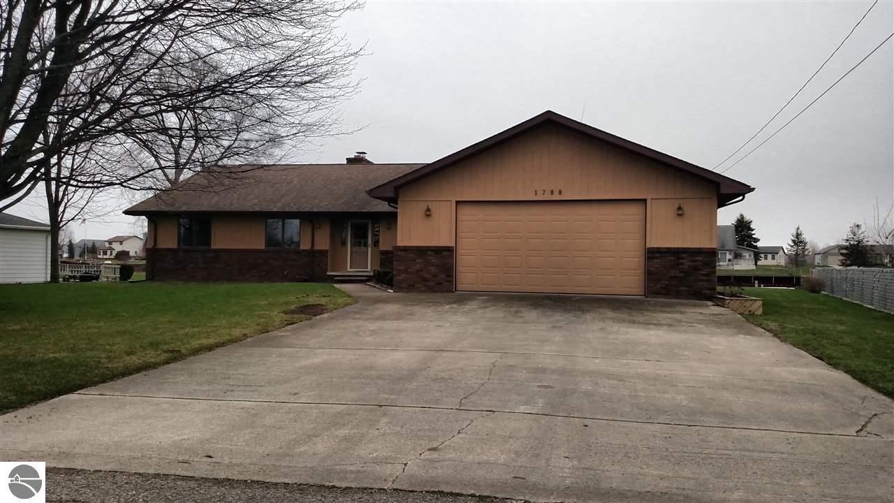 1788 S Riverside Dr, Au Gres, MI 48703 photo 2