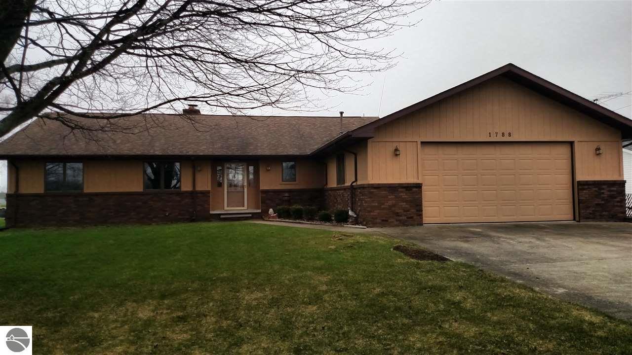1788 S Riverside Dr, Au Gres, MI 48703 photo 4