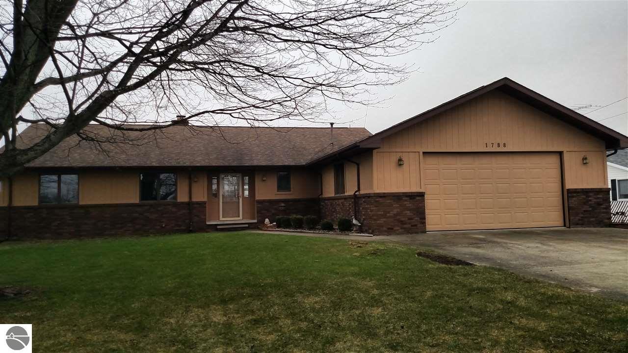 1788 S Riverside Dr, Au Gres, MI 48703 photo 3