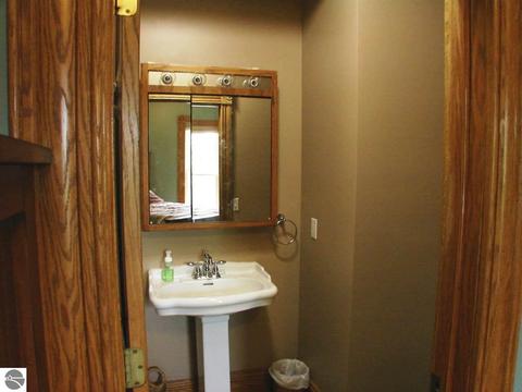 637 N Pine River St, Ithaca, MI 48847 photo 17