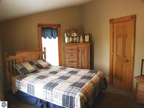 637 N Pine River St, Ithaca, MI 48847 photo 23