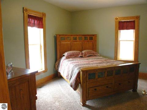 637 N Pine River St, Ithaca, MI 48847 photo 15