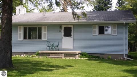 868 Richland Ave, Lupton, MI 48635 photo 1
