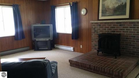 868 Richland Ave, Lupton, MI 48635 photo 3