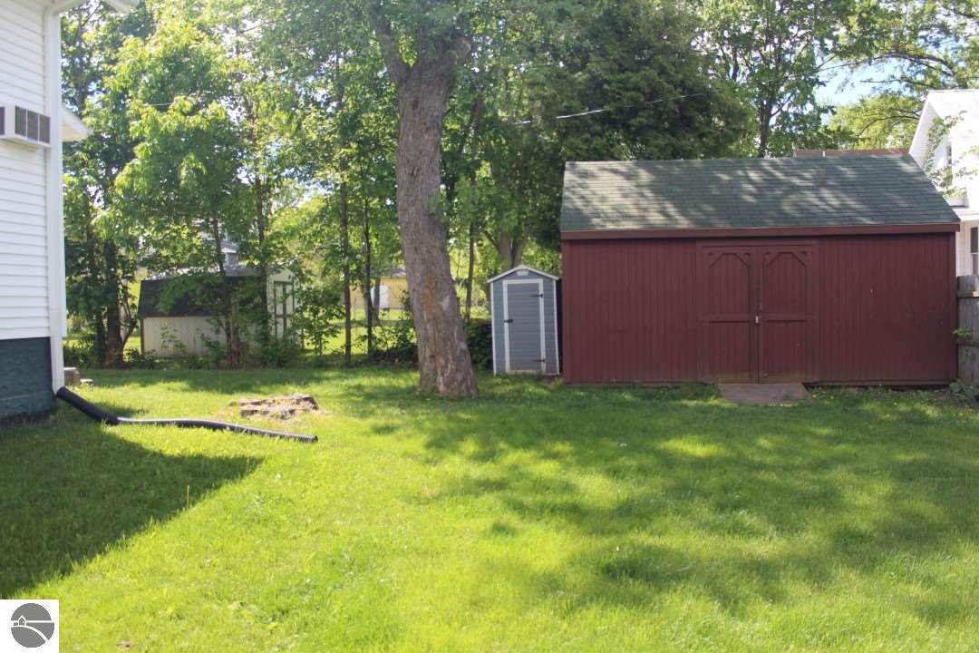 804 Ely St, Alma, MI 48801 photo 8
