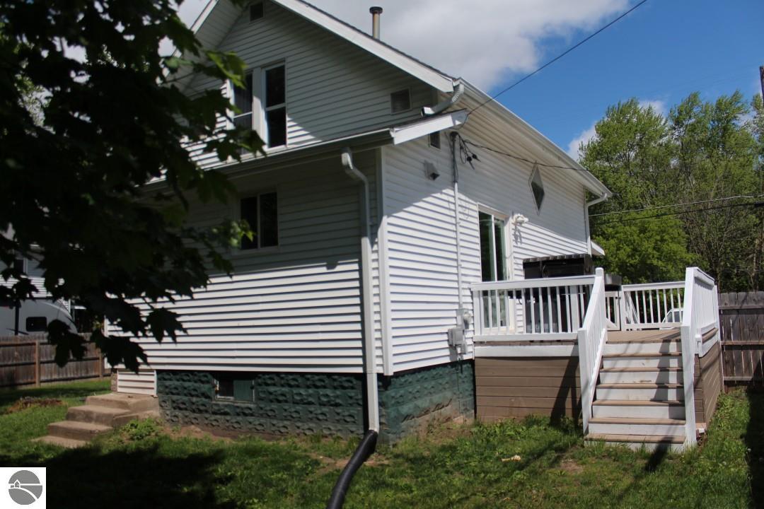804 Ely St, Alma, MI 48801 photo 4
