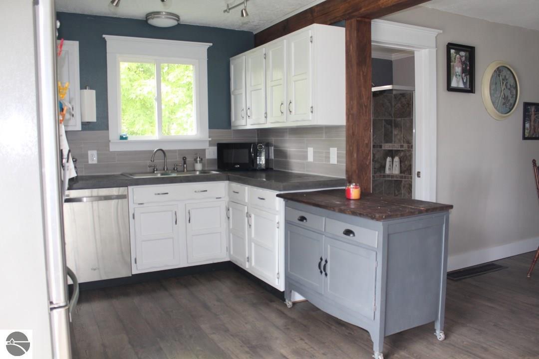 804 Ely St, Alma, MI 48801 photo 15