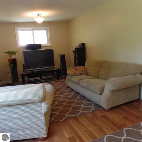 1407 Maple St, Mount Pleasant, MI 48858 photo 10