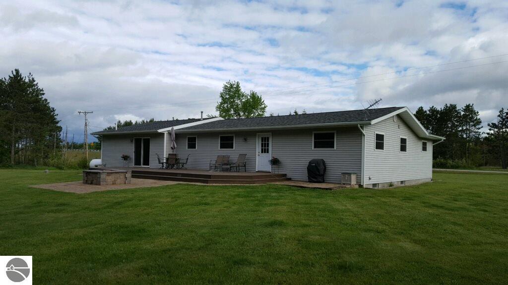 8961 E 10 Rd, Manton, MI 49663 photo 6