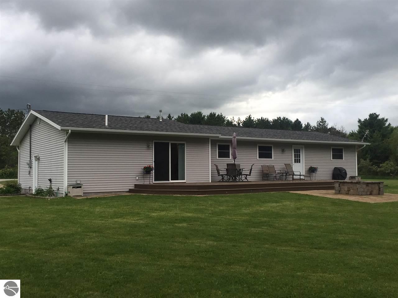 8961 E 10 Rd, Manton, MI 49663 photo 16
