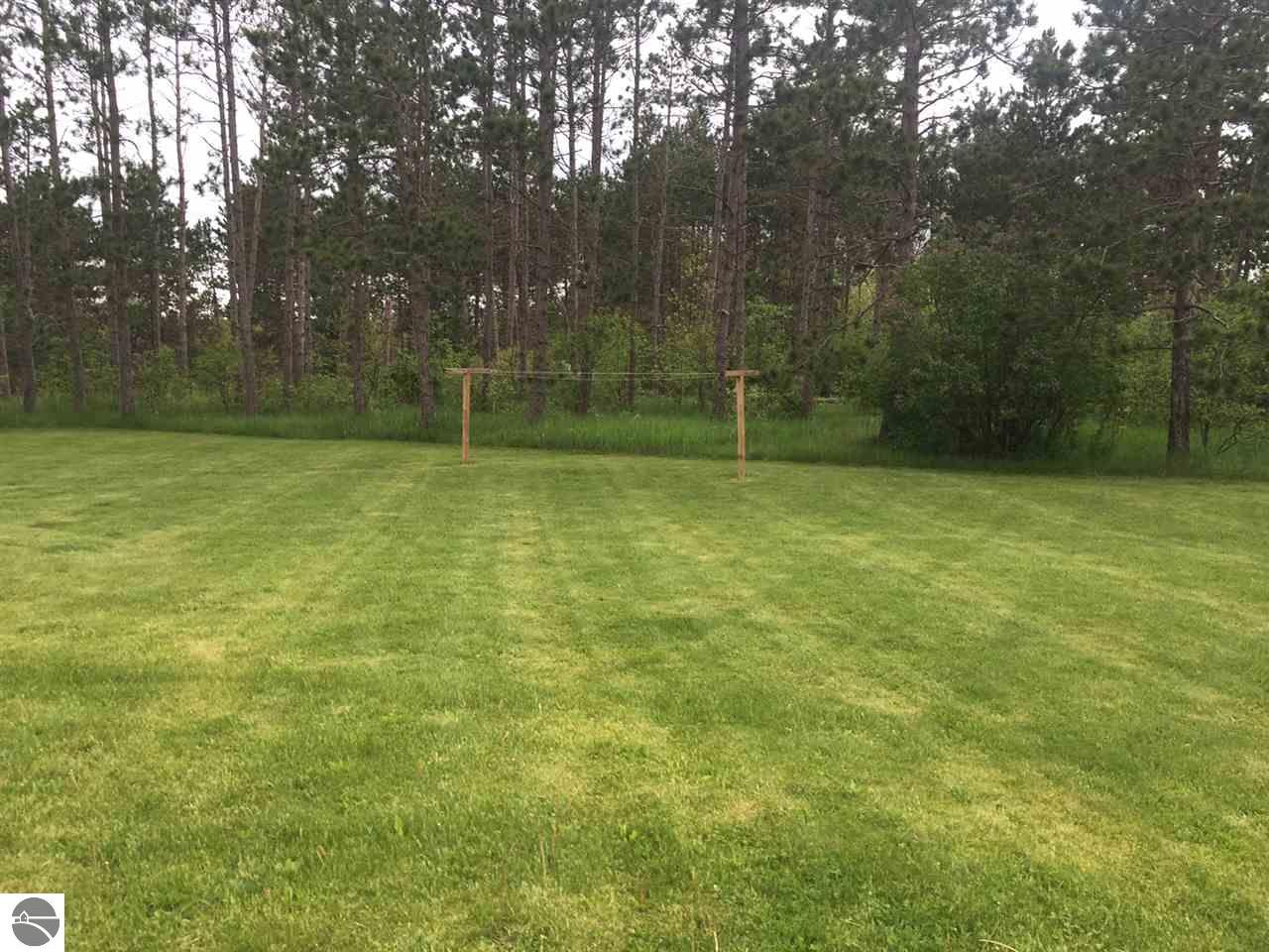 8961 E 10 Rd, Manton, MI 49663 photo 15