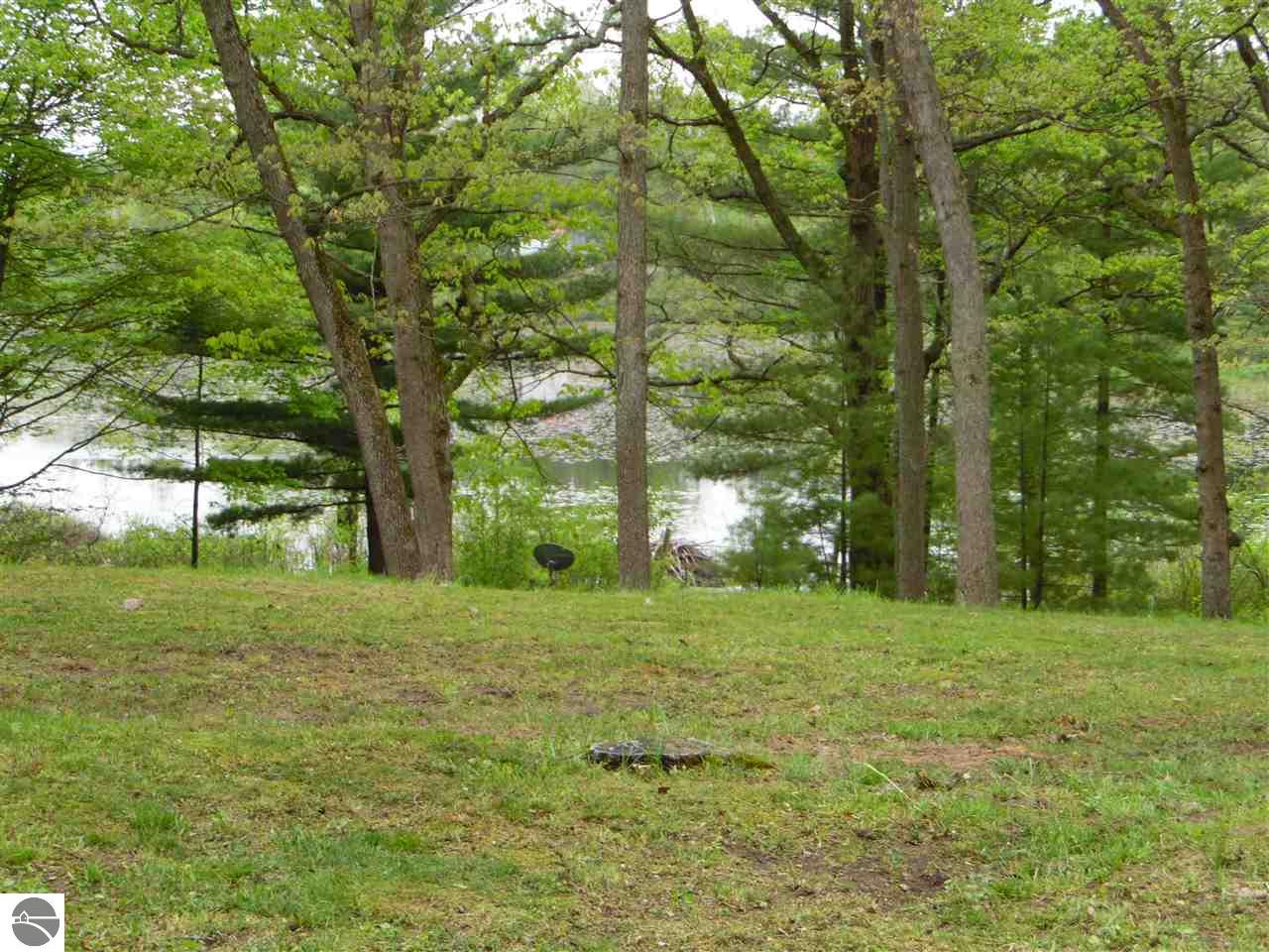 593 Everett Trl, Hale, MI 48739 photo 11