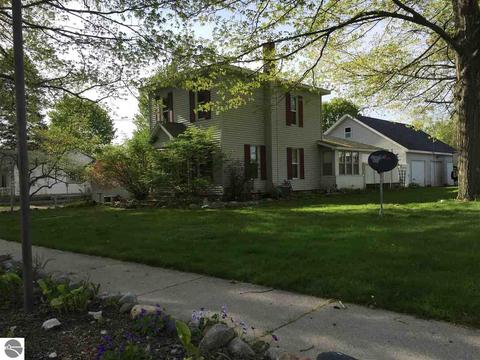 535 E Main, Maple Rapids, MI 48853 photo 1