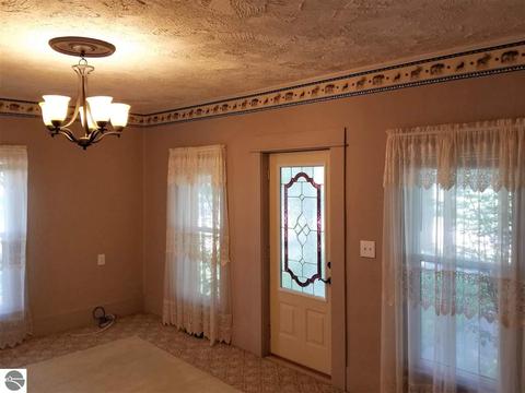 535 E Main, Maple Rapids, MI 48853 photo 16