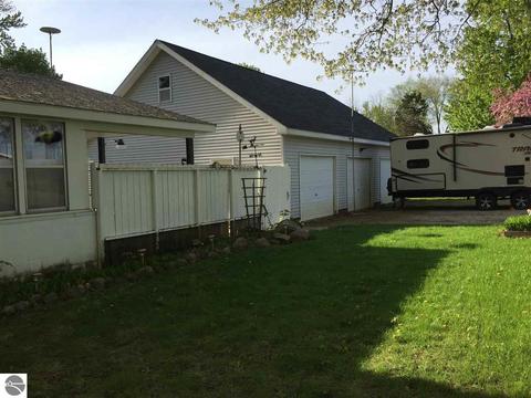 535 E Main, Maple Rapids, MI 48853 photo 6