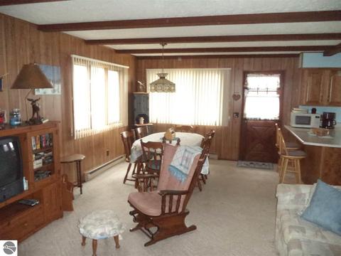 2867 Shoreline Dr, Lupton, MI 48635 photo 8