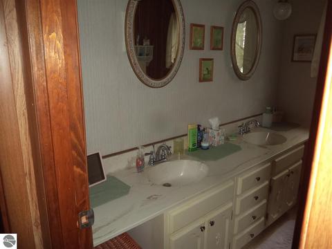 2867 Shoreline Dr, Lupton, MI 48635 photo 16