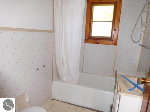 3850 E Michigan Ave, Au Gres, MI 48703 photo 18