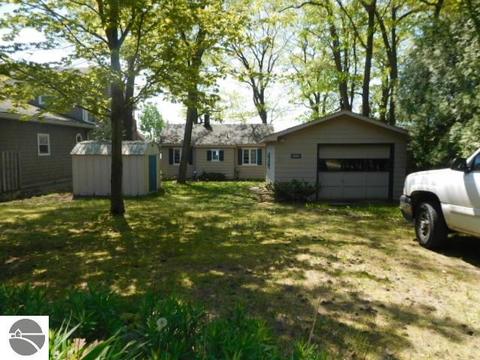 3850 E Michigan Ave, Au Gres, MI 48703 photo 2