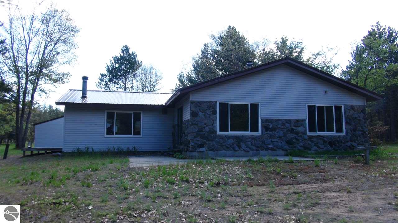 5601 W Pine Bend Rd, Frederic, MI 49733 photo 1