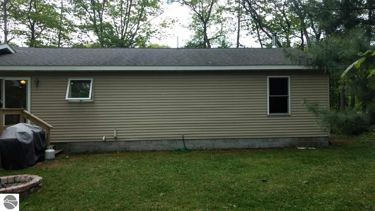 162 S Huron, Au Gres, MI 48703 photo 5