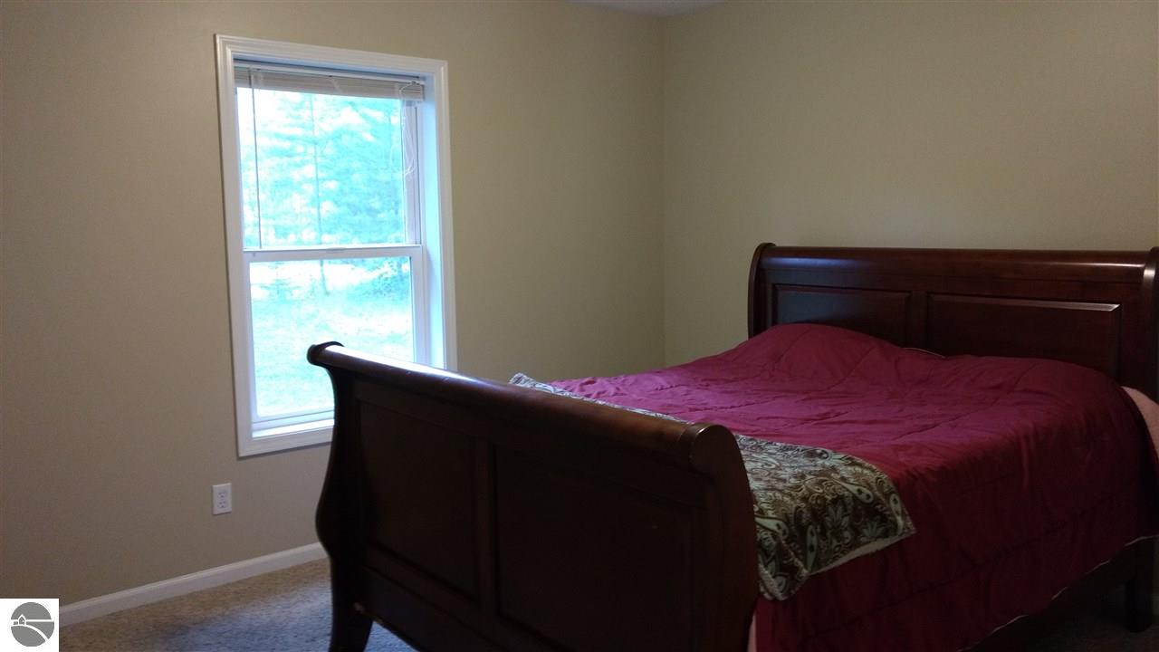 162 S Huron, Au Gres, MI 48703 photo 18