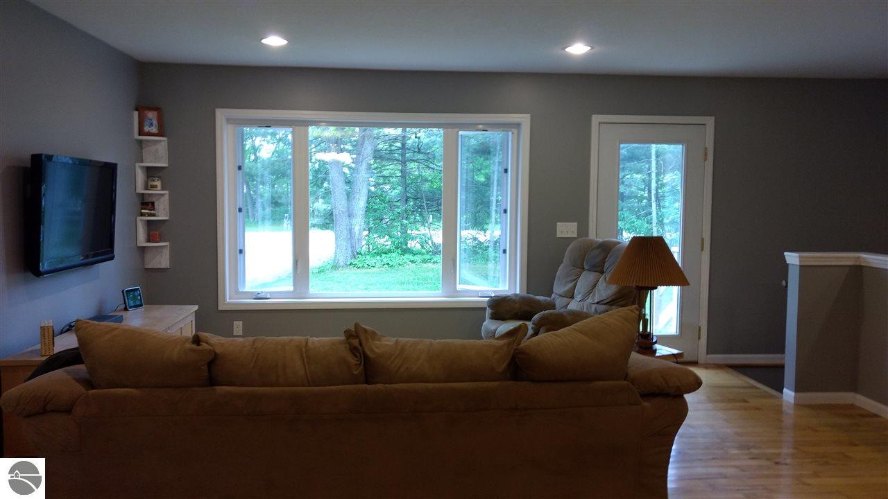 162 S Huron, Au Gres, MI 48703 photo 12
