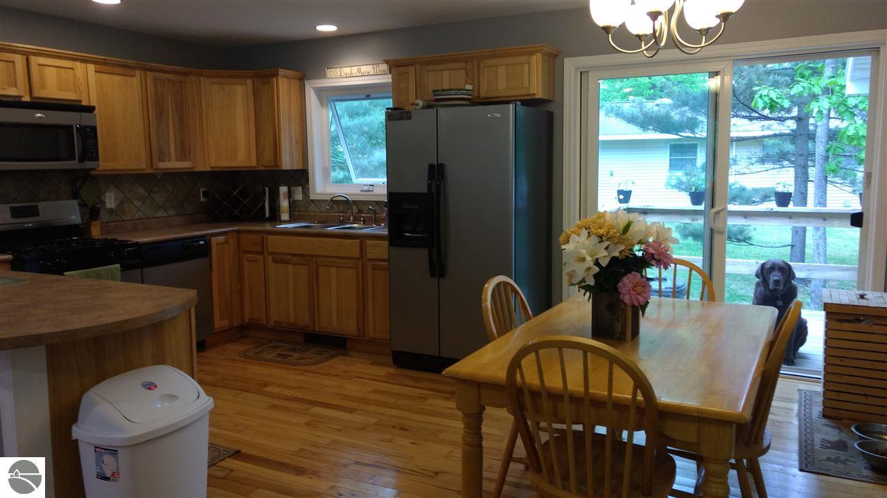 162 S Huron, Au Gres, MI 48703 photo 9