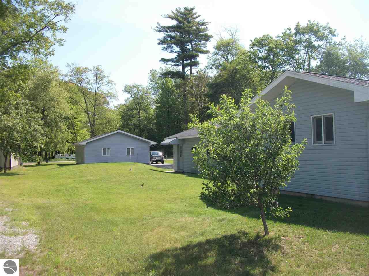 2766 E Booth Rd, Au Gres, MI 48703 photo 4