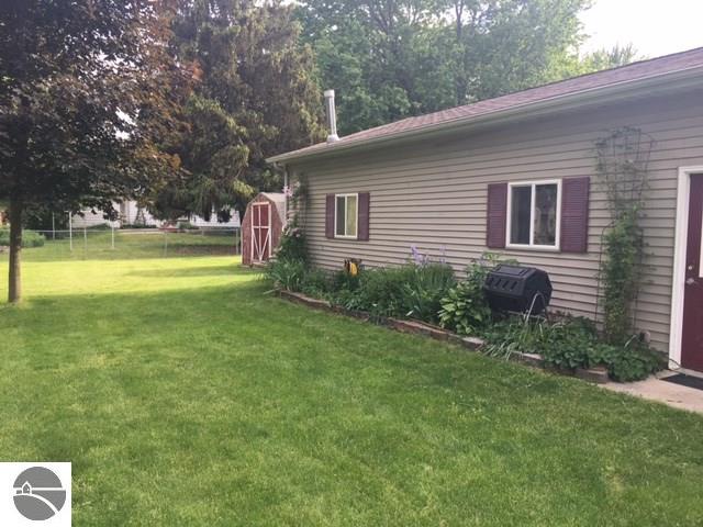136 E Wright Ave, Shepherd, MI 48883 photo 32