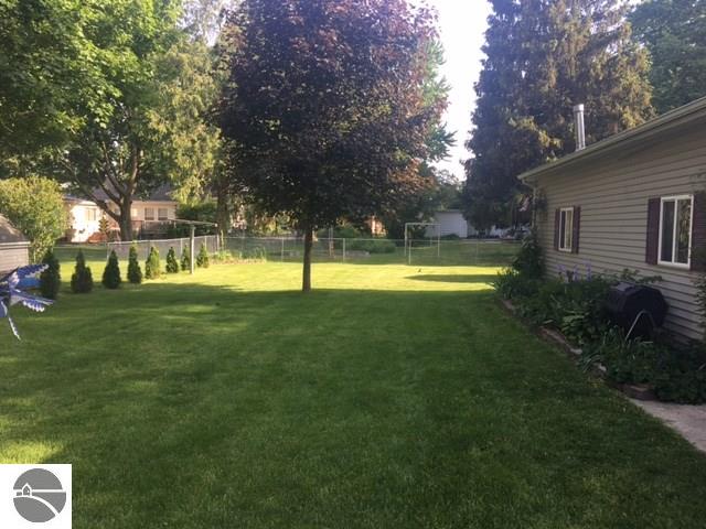 136 E Wright Ave, Shepherd, MI 48883 photo 22